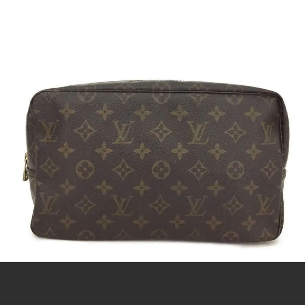 Louis Vuitton Monogram Trousse Toilette 28 Cosmetics Pouch